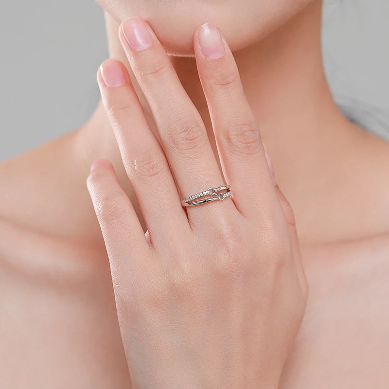 Modern Link Ring