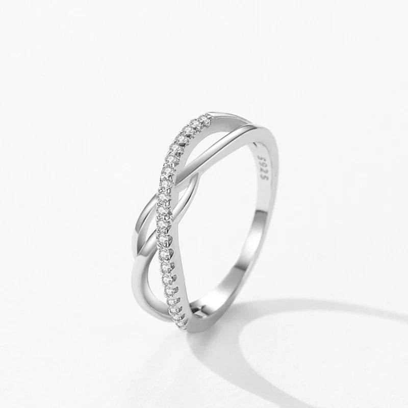 Axis of Style Ring