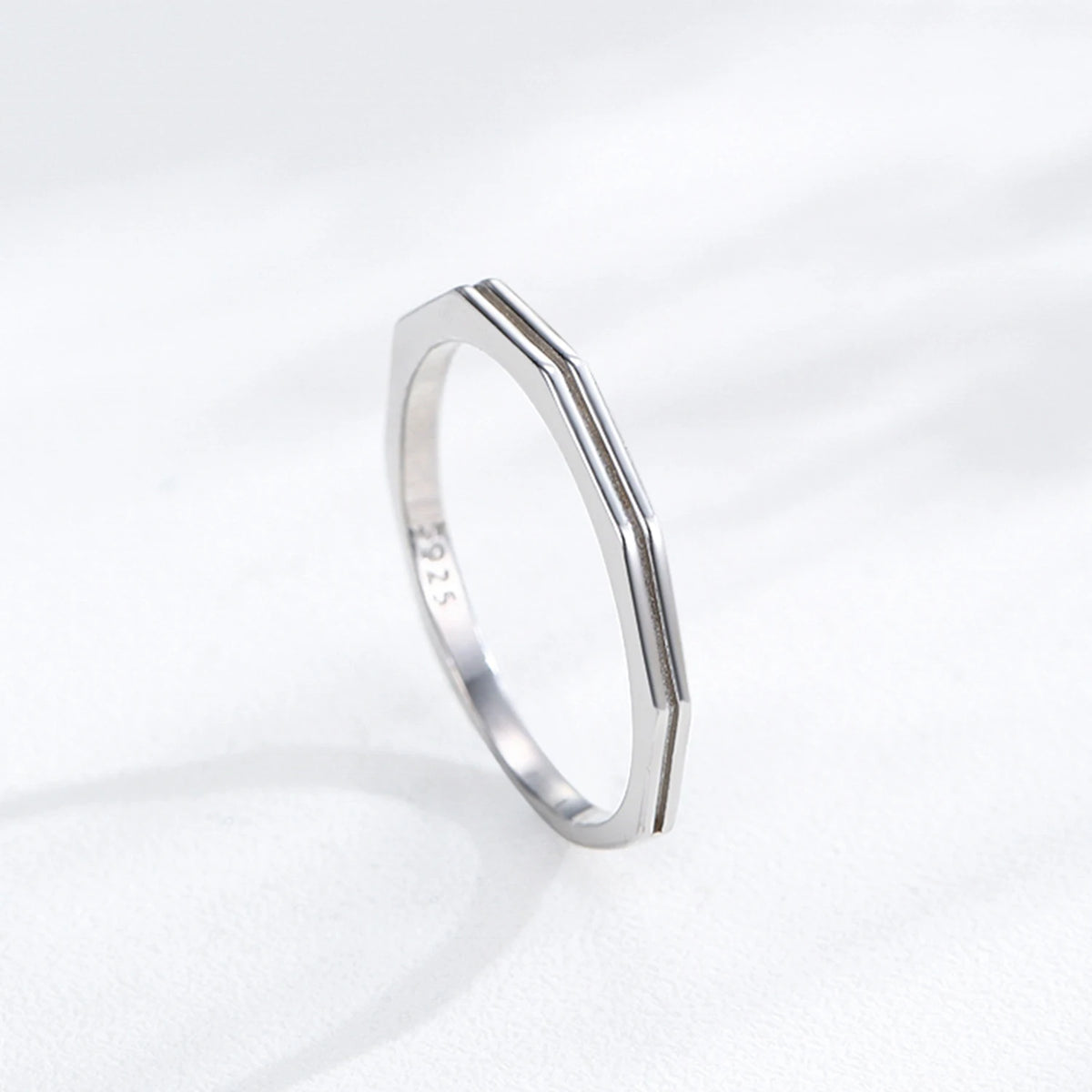 Stratum Ring