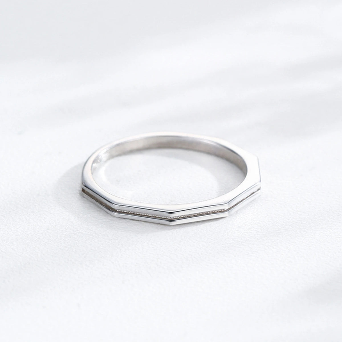 Stratum Ring