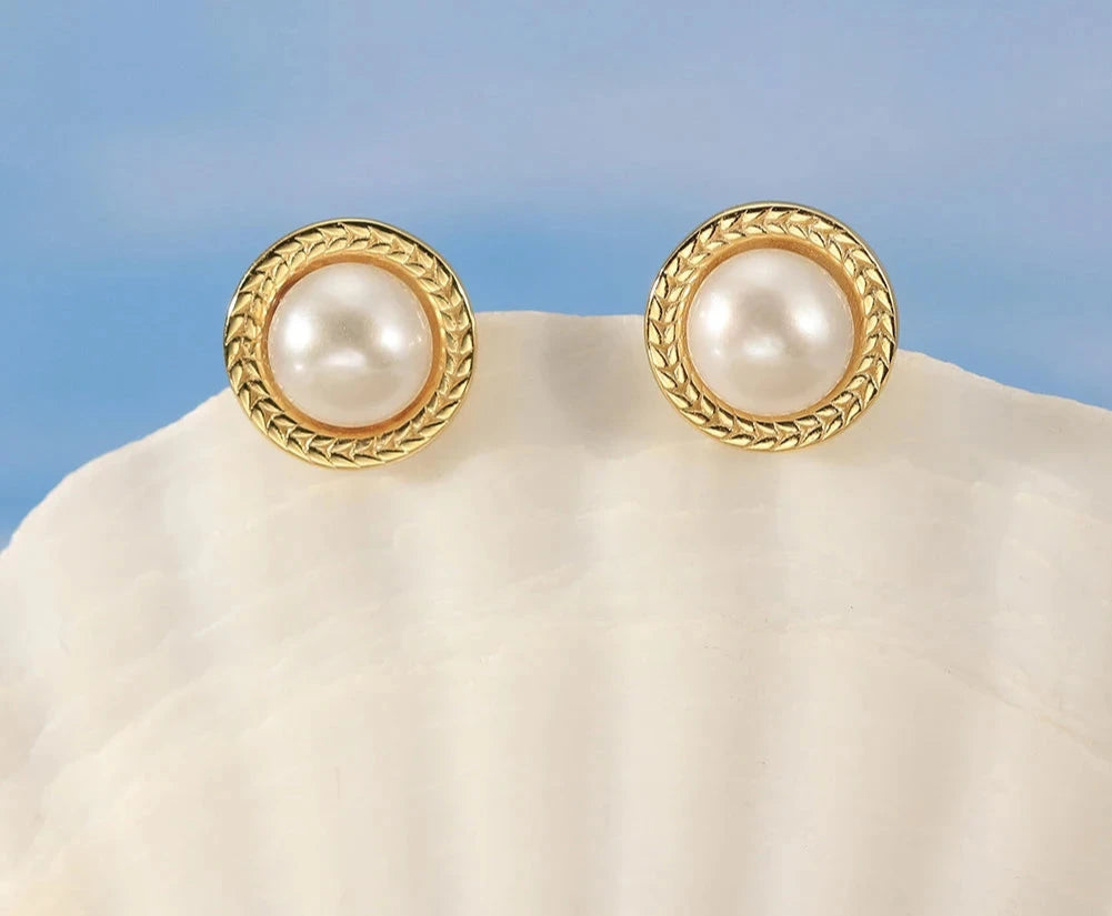 Pearl Glam Studs